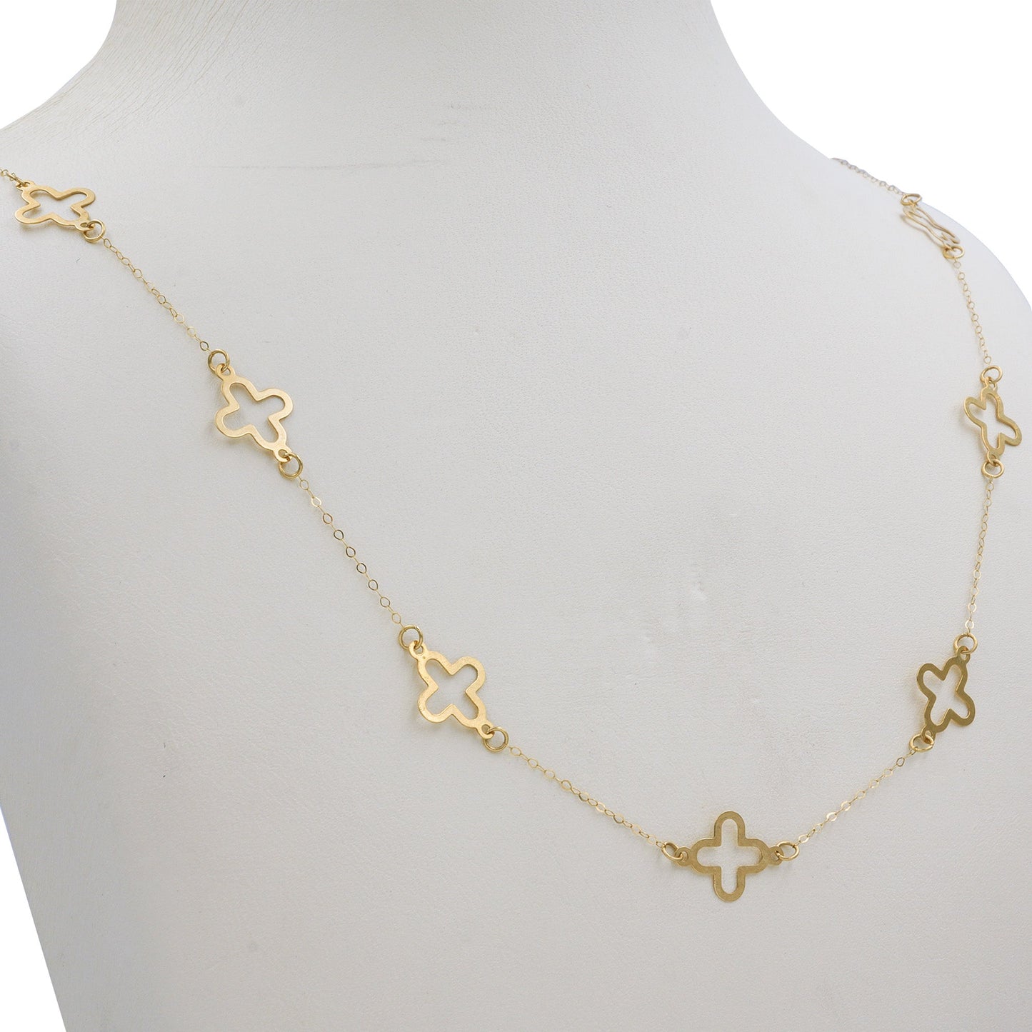Eterna Feather-light Necklace