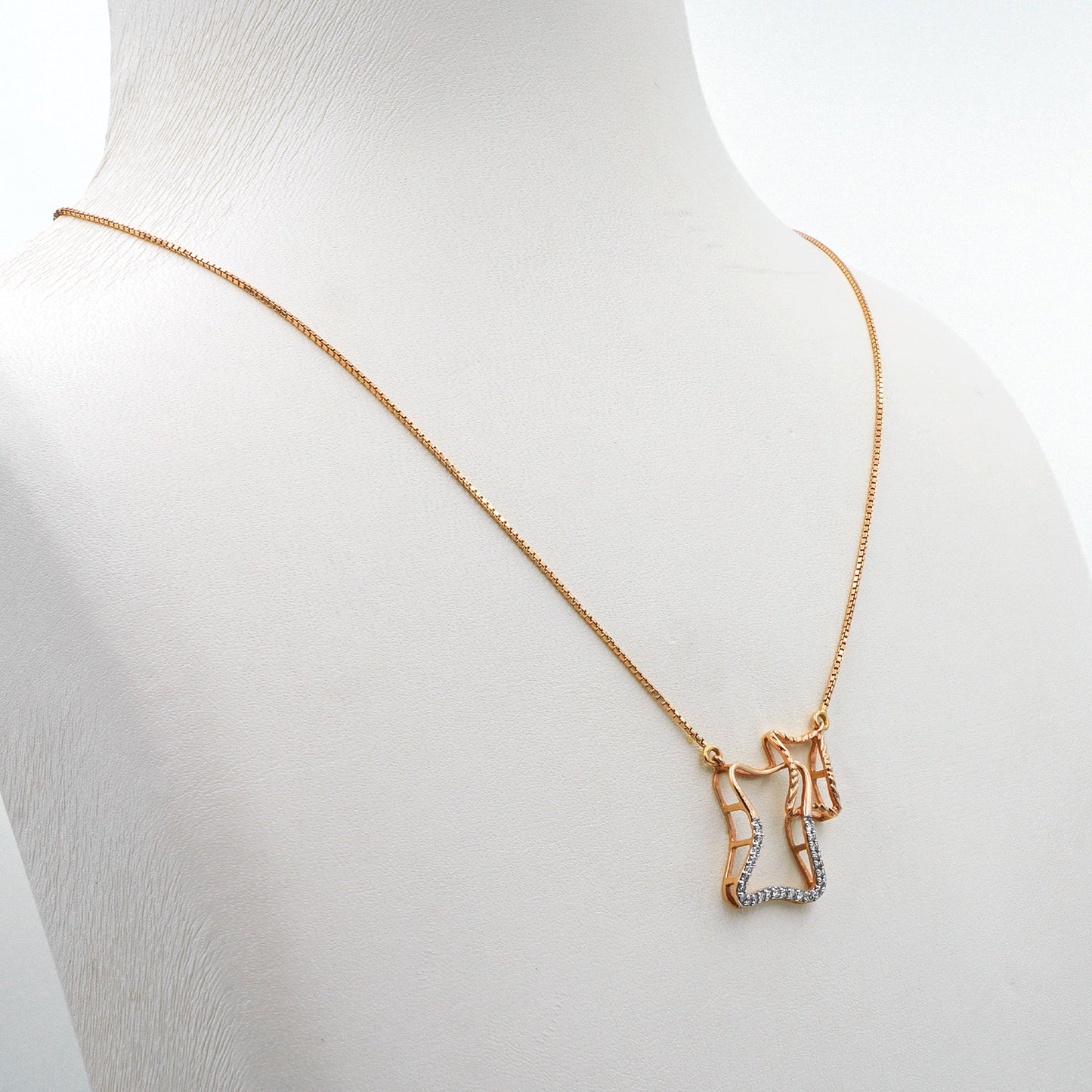 Kiya Regal Diamond Necklace